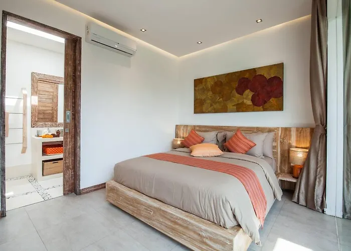 Chill Out In A Luxurious 4 Bedroom Villa Seminyak