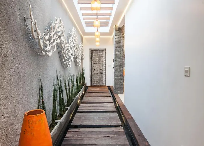 Chill Out In A Luxurious 4 Bedroom Villa Seminyak